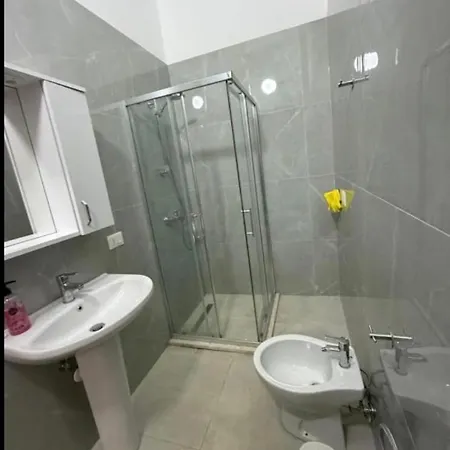Amar's - 6 Guests, 2 Rooms, *