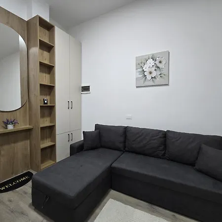 Apartamento Amar's - 6 Guests, 2 Rooms, Durrës