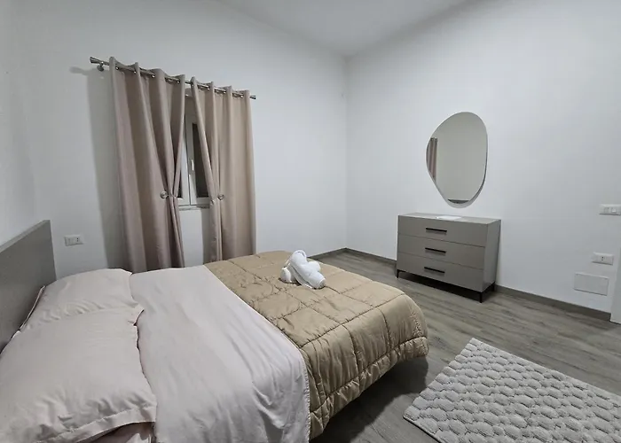 Amar's - 6 Guests, 2 Rooms, Durres