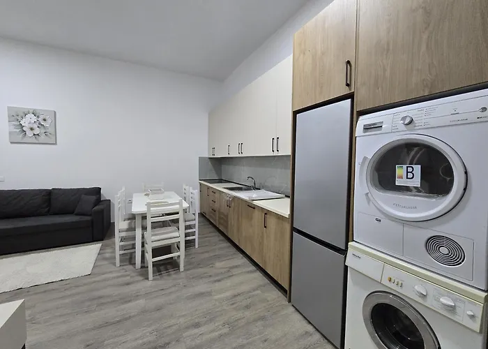 Amar's - 6 Guests, 2 Rooms, Apartment