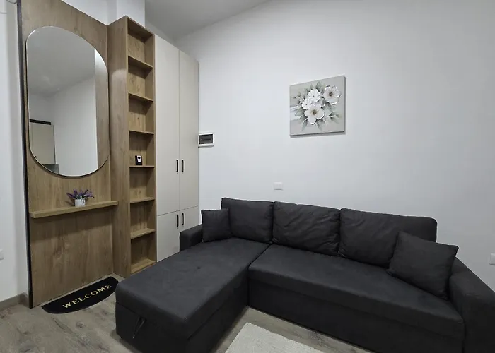 Apartment Amar's - 6 Guests, 2 Rooms, Durres