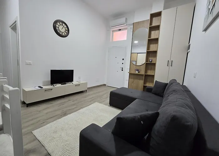 Amar's - 6 Guests, 2 Rooms, Apartament Durrës